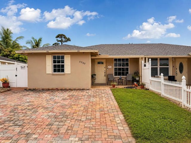 5365 Cannon Way, West Palm Beach