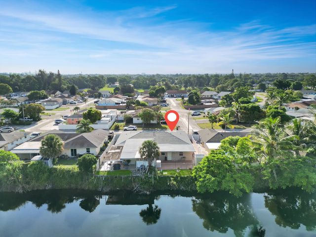 4 of 29 - 5365 Cannon Way, West Palm Beach, FL