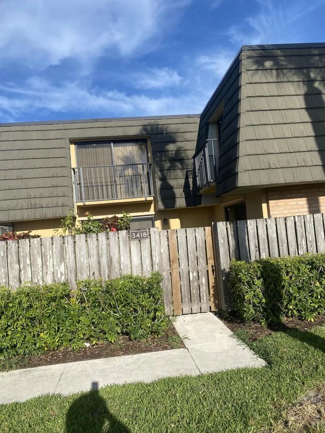 4 of 14 - 3418 34th Way, West Palm Beach, FL