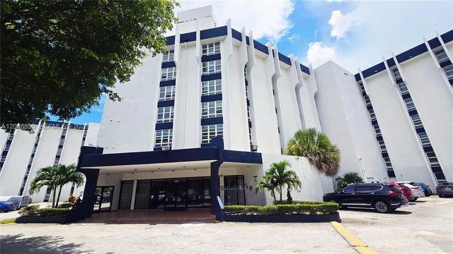 9682 Fontainebleau Boulevard #203, Miami