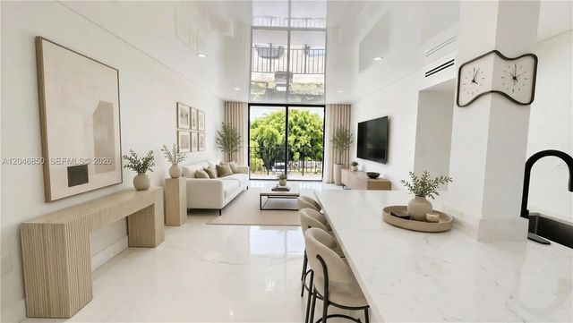 3 of 40 - 9682 Fontainebleau Boulevard #203, Miami, FL