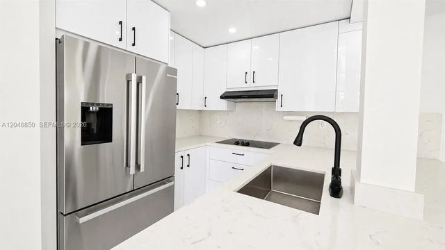 5 of 40 - 9682 Fontainebleau Boulevard #203, Miami, FL