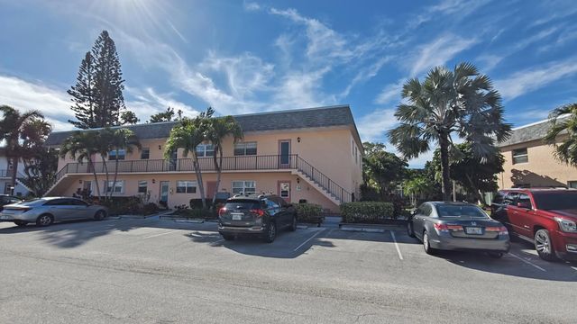 2950 Se Ocean Boulevard #37-6, Stuart