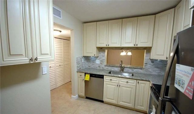 2 of 20 - 3071 Holiday Springs Boulevard #101-8, Margate, FL