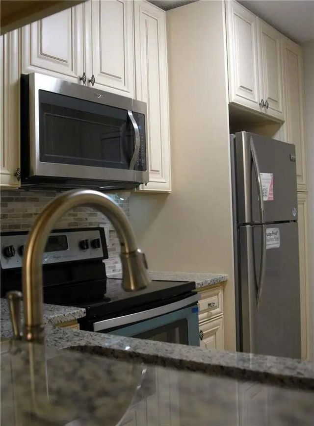 5 of 20 - 3071 Holiday Springs Boulevard #101-8, Margate, FL