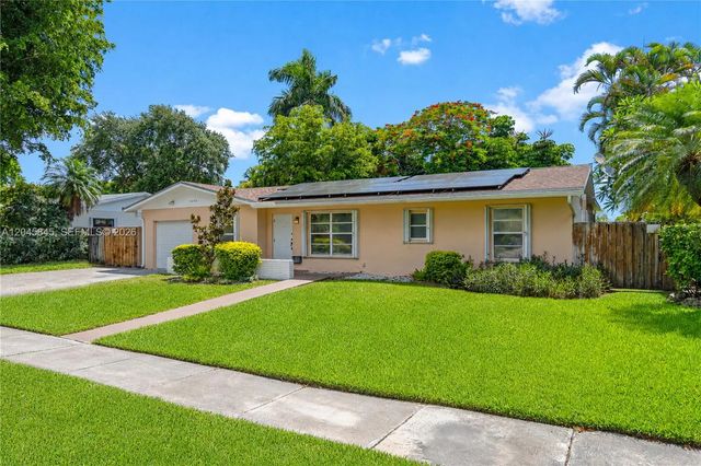 2 of 43 - 18103 Sw 93rd Avenue, Palmetto Bay, FL