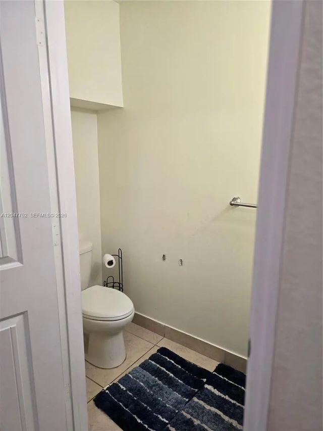 4 of 41 - 146 Sw 7th Court, Pompano Beach, FL