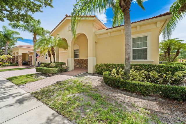 2 of 43 - 10117 Sw Canossa Way, Port St. Lucie, FL
