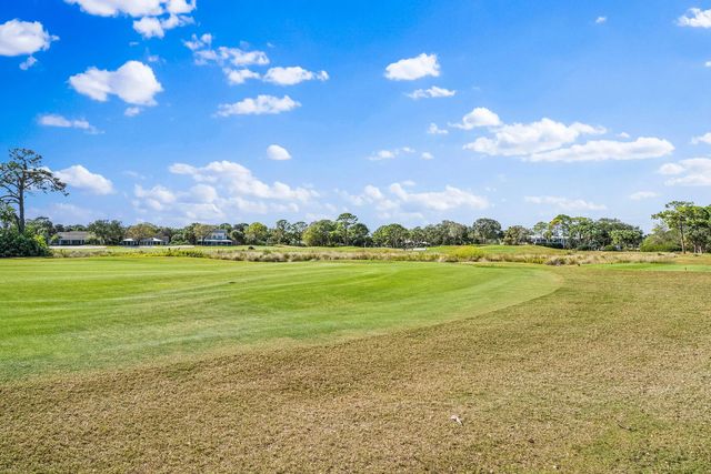 3 of 36 - 747 Hampton Woods Lane Sw, Vero Beach, FL