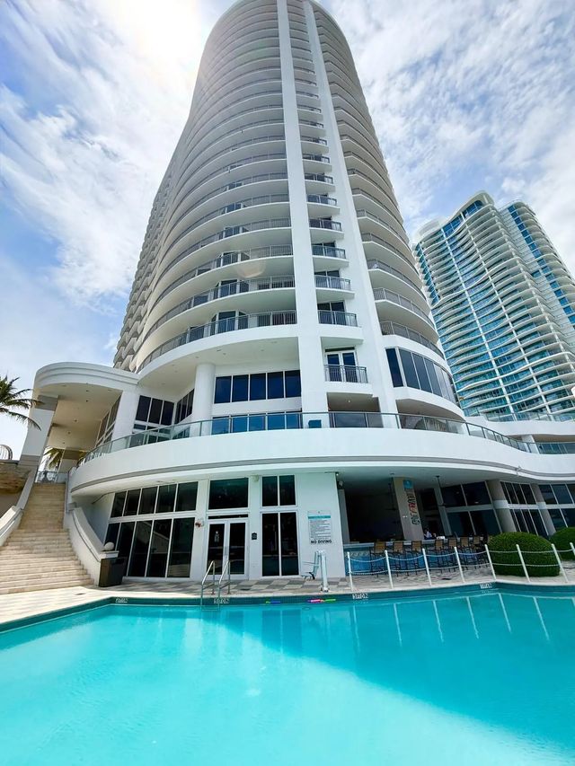 2 of 21 - 17375 Collins Avenue #1104, Sunny Isles Beach, FL