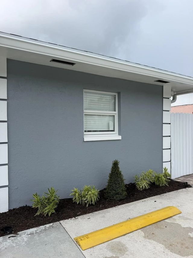 3 of 22 - 5612 S 36th Street, Greenacres, FL