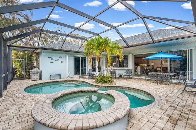 224 Oak Hammock Circle Sw, Vero Beach