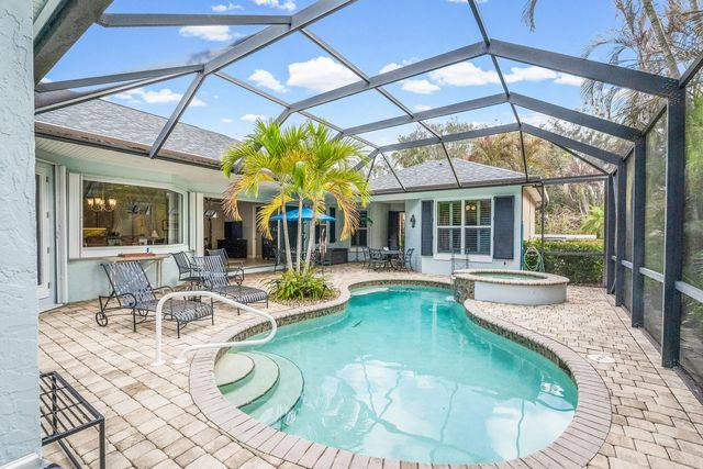 2 of 36 - 224 Oak Hammock Circle Sw, Vero Beach, FL