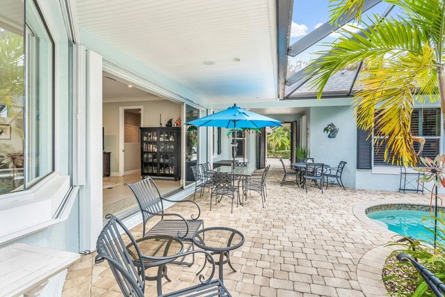 5 of 36 - 224 Oak Hammock Circle Sw, Vero Beach, FL