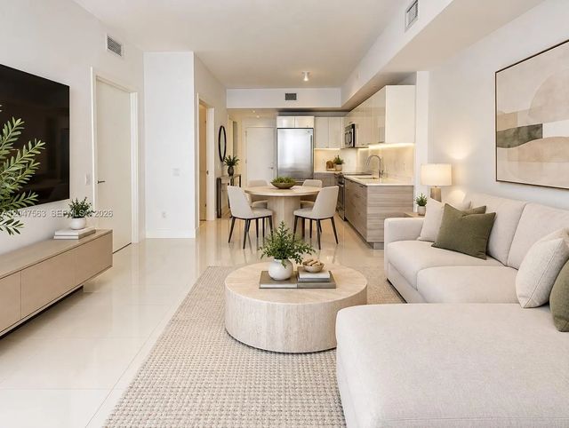 4 of 26 - 1300 Brickell Bay Drive #1110, Miami, FL