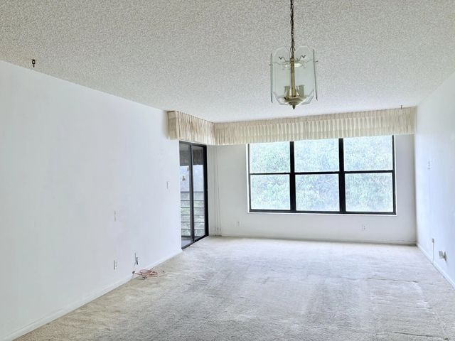 3 of 35 - 2314 S Cypress Bend Drive #unit 614, Pompano Beach, FL