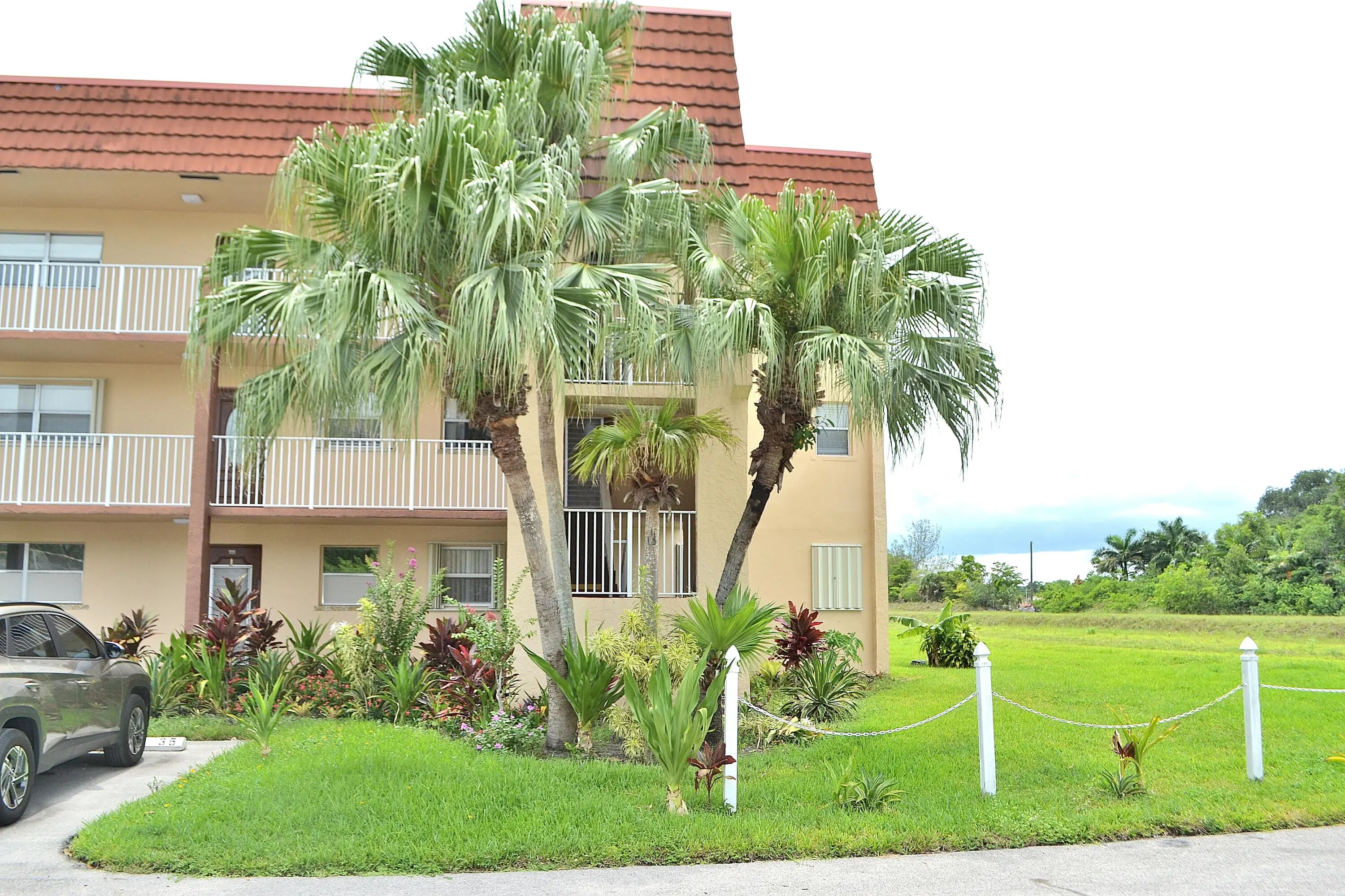 8841 Sunrise Lakes Boulevard #112, Sunrise