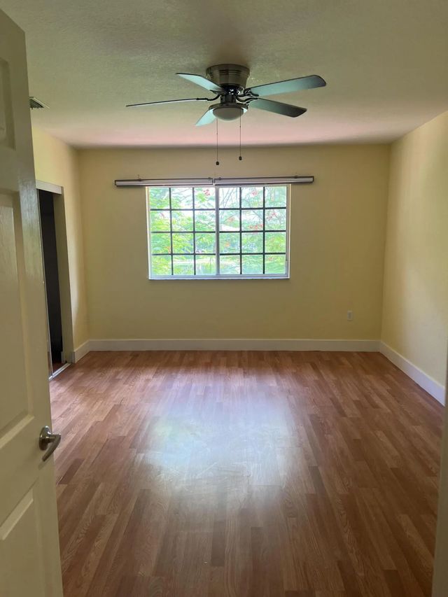 5 of 14 - 4113 Napoli Lake Drive, Riviera Beach, FL