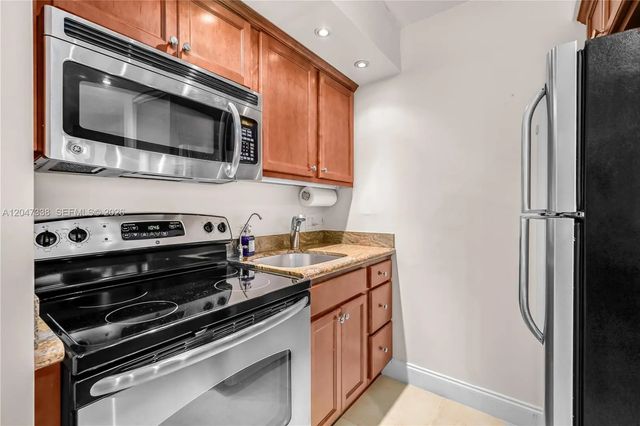5 of 43 - 405 N Ocean Boulevard #117, Pompano Beach, FL