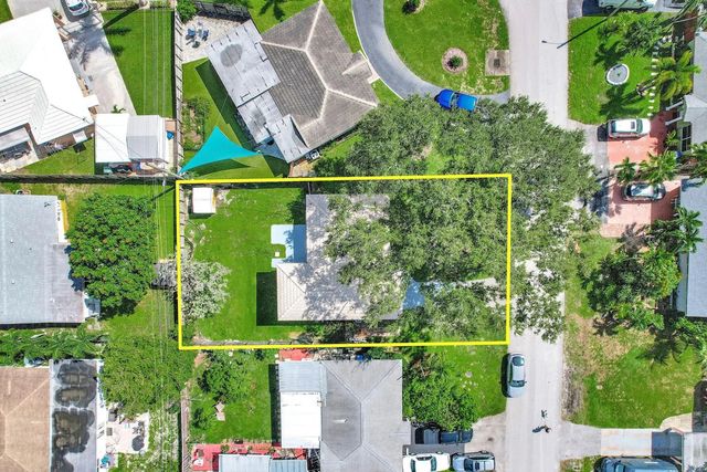 2 of 55 - 261 Ne 45th Street, Oakland Park, FL