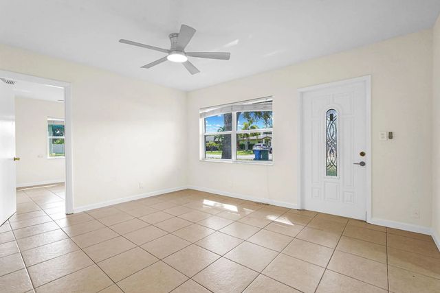 5 of 55 - 261 Ne 45th Street, Oakland Park, FL