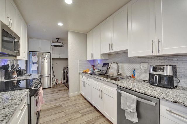 5 of 33 - 1650 Nw 27th Avenue #1650, Fort Lauderdale, FL
