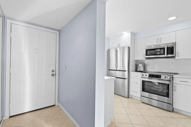 4 of 53 - 501 S Seas Drive #206, Jupiter, FL