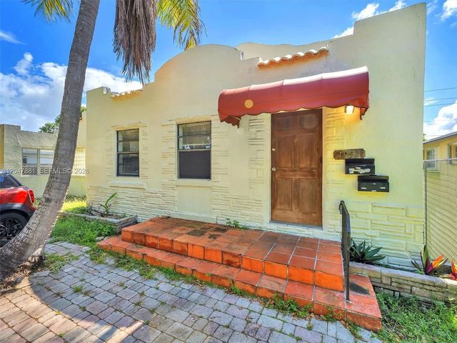 3 of 30 - 1932 Dewey Street, Hollywood, FL