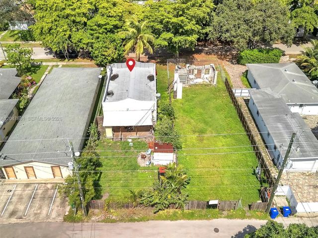 4 of 30 - 1932 Dewey Street, Hollywood, FL