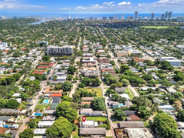 5 of 30 - 1932 Dewey Street, Hollywood, FL