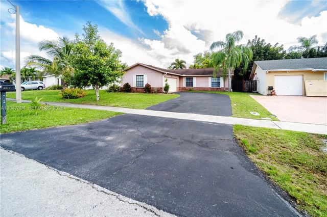 2 of 36 - 10815 Nw 26th Street, Sunrise, FL