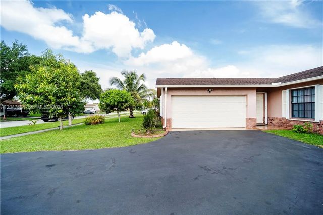 4 of 36 - 10815 Nw 26th Street, Sunrise, FL