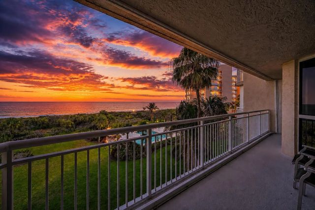 3880 N Highway A1a #402, Fort Pierce