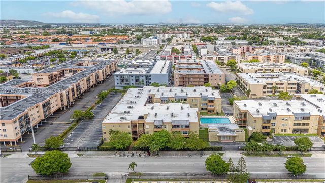 3 of 30 - 6070 W 18th Avenue #209, Hialeah, FL
