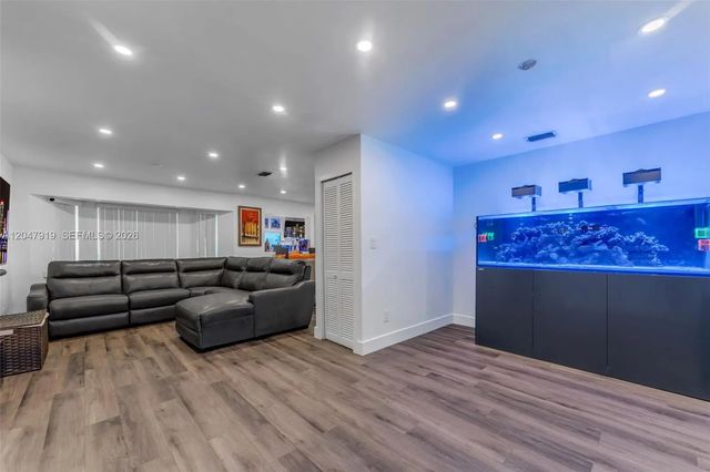 5 of 27 - 13770 Sw 192nd Street, Miami, FL