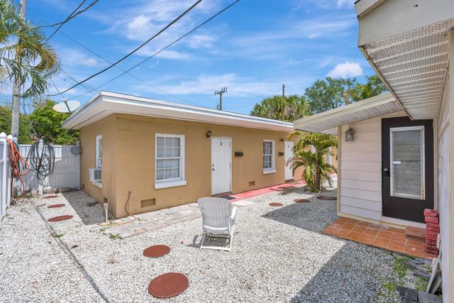 2 of 26 - 505 Foresteria Drive, Lake Park, FL