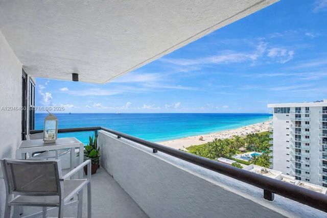 5 of 41 - 2555 Collins Avenue #1814, Miami Beach, FL