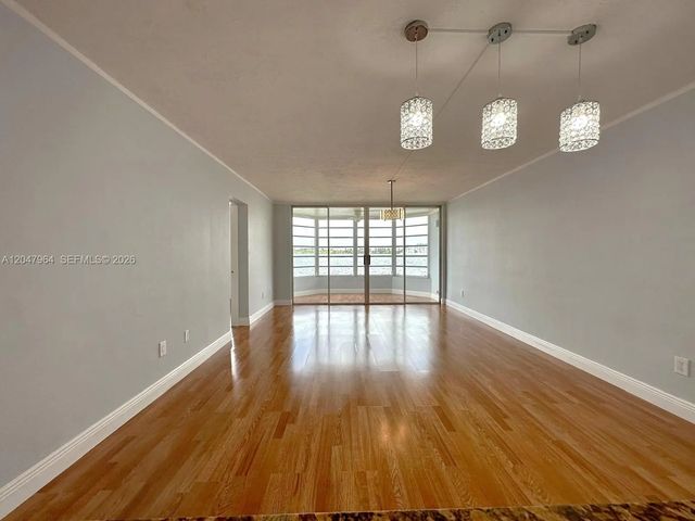 4 of 36 - 1300 Ne 191st Street #a112, Miami, FL
