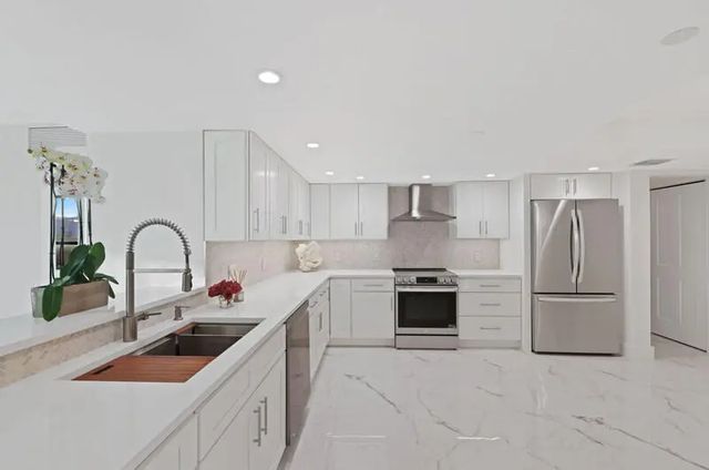 3 of 48 - 19670 S Beach Road #d314, Jupiter, FL
