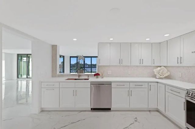 5 of 48 - 19670 S Beach Road #d314, Jupiter, FL