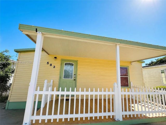 19800 Sw 180th Avenue #lot 583, Miami
