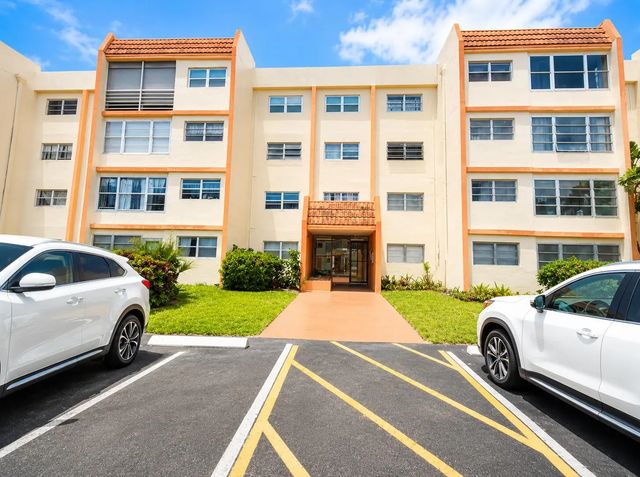 3 of 26 - 2551 Nw 41st Avenue #406, Lauderhill, FL