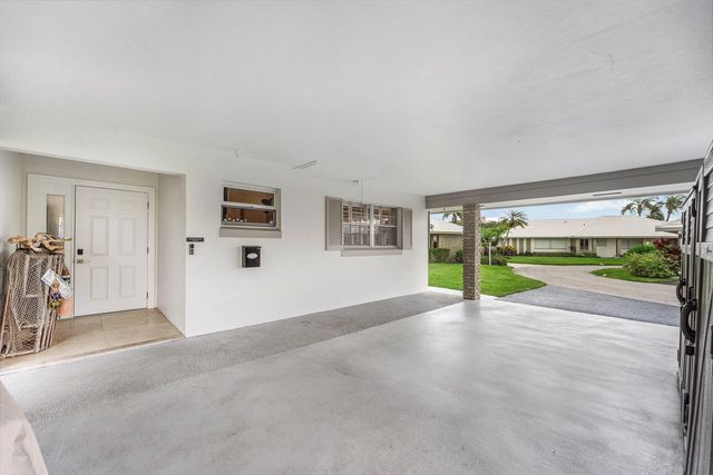 4 of 69 - 362 Yorktowne Circle, Atlantis, FL
