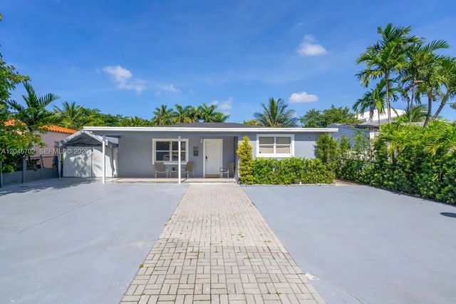 801 Nw 17th Court, Miami