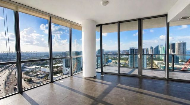 4 of 18 - 1100 Biscayne Boulevard #3708, Miami, FL