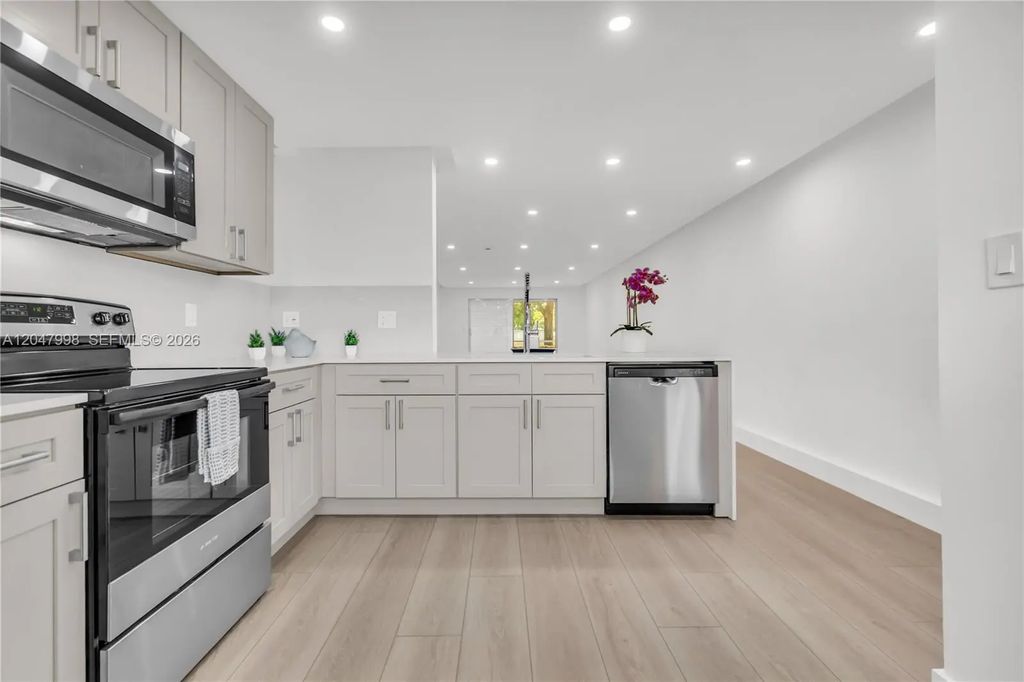 2305 Lucaya Lane #h1, Coconut Creek