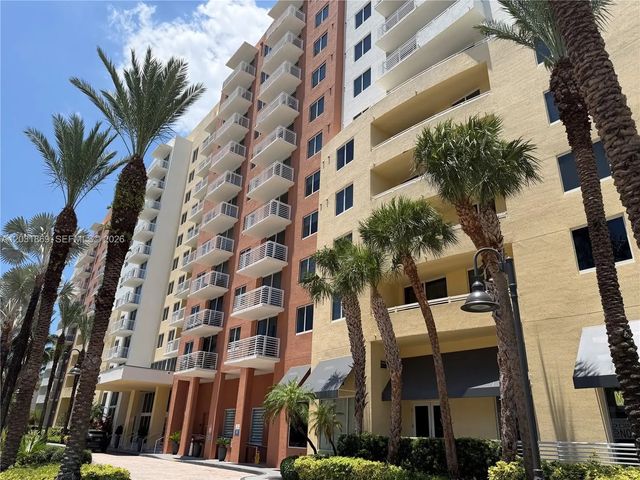 2 of 43 - 18800 Ne 29th Avenue #405, Aventura, FL