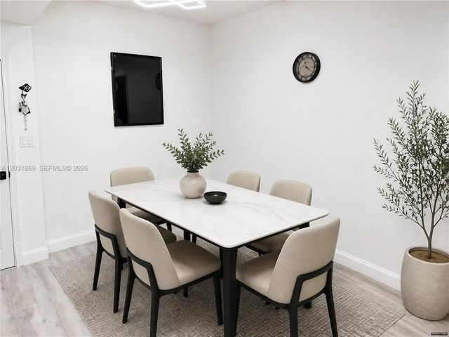 3 of 43 - 18800 Ne 29th Avenue #405, Aventura, FL