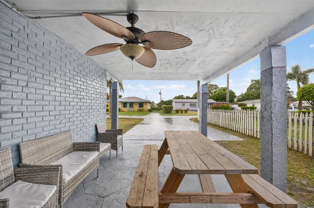 4 of 25 - 741 Nw 17th Court, Pompano Beach, FL