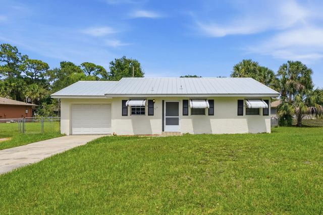 3 of 34 - 273 Easy Street, Sebastian, FL